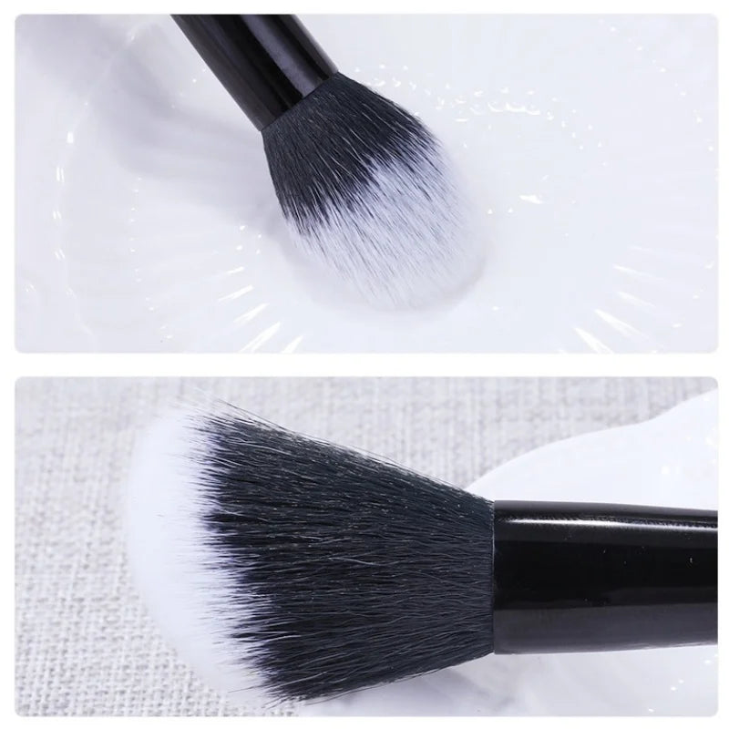 Brocha para Contorno Facial Clakos